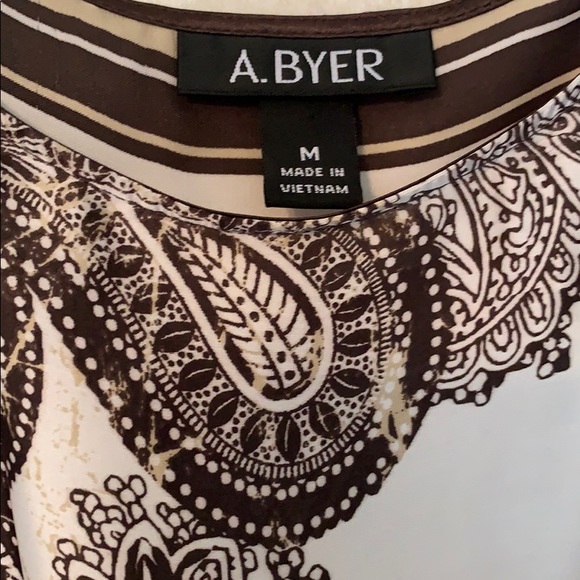 A. Byer paisley top.  Size M - Picture 4 of 8